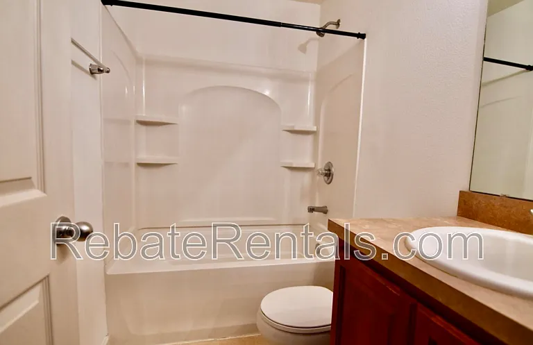 2379 Sunset Bluff Dr — Photo 9