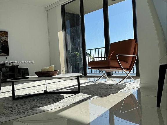 5th image of 520 Brickell Key Dr APT A1515