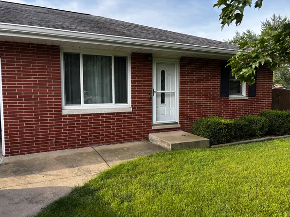 622 W Timothy Dr, Peoria, IL 61614