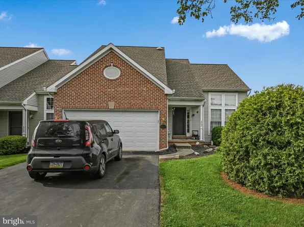 4047 Laurel Ln, Mount Joy, PA 17552