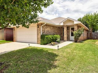 2305 NW 198th St, Edmond, OK 73012
