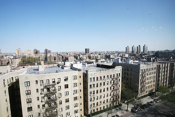 Sold by Simone Song Properties, LLC | media 9