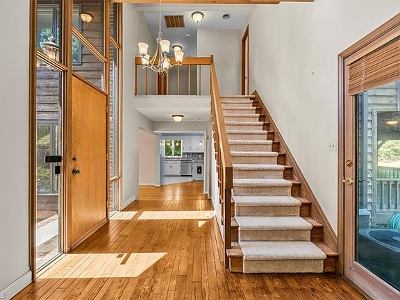 3rd image of 5214 Overlea Dr