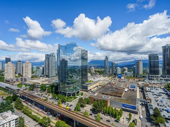 6658 Dow Ave #3007, Burnaby, BC V5H 0C7