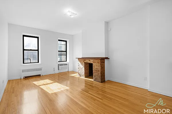 Rented by Mirador Real Estate | media 16