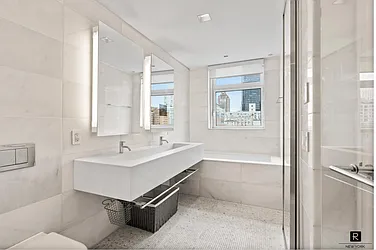 Rented by R New York