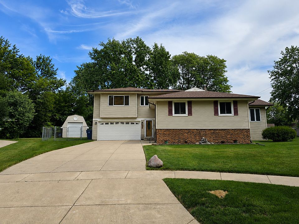 1st image of 1413 Weyers Ct