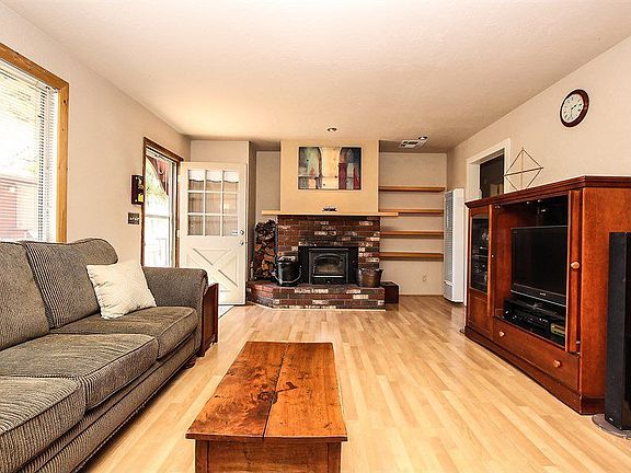 4th image of 335 Northern Cross Dr