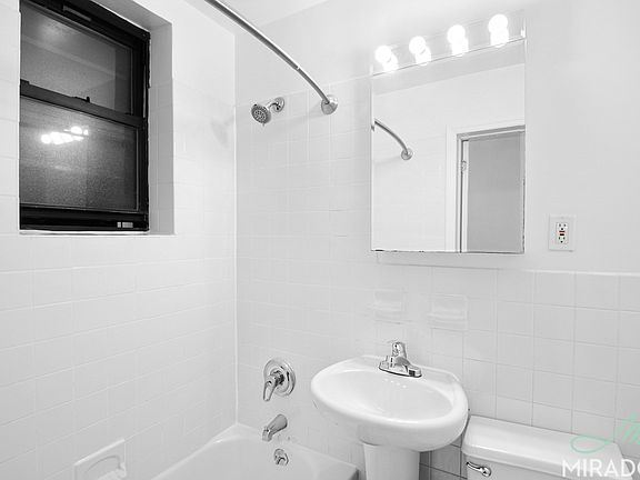 5th image of 434 E 89th St APT 2C