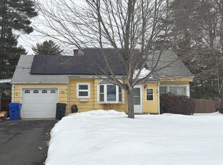 140 Acrebrook Rd, Springfield, MA 01129