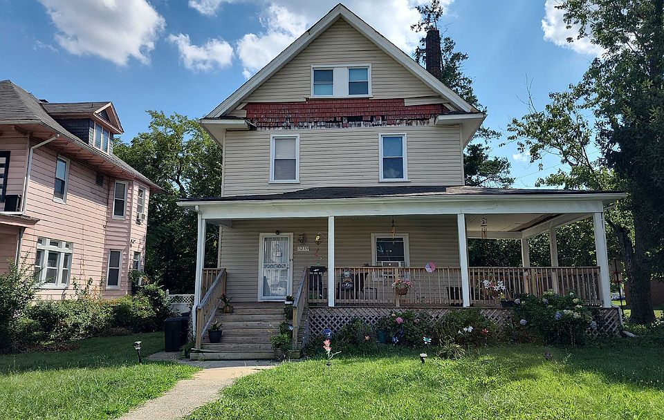 1st image of 3219 Carlisle Ave