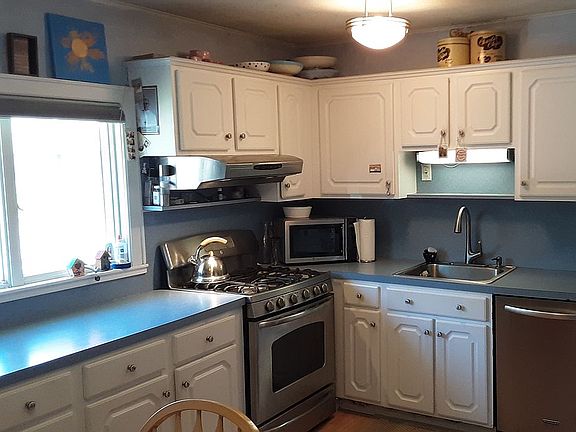 All new stainless steel appliances gas stove dishwasher cooktop