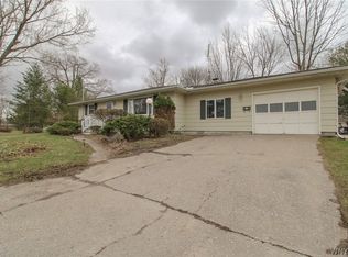 151 Worthy Ave, Medina, NY 14103