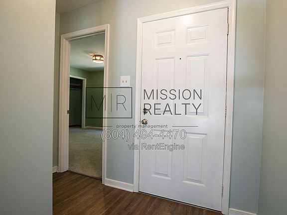 3rd image of 7750 Robinwood Dr