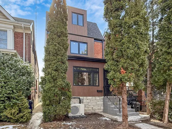 109 Fermanagh Ave, Toronto, ON M6R 1M1