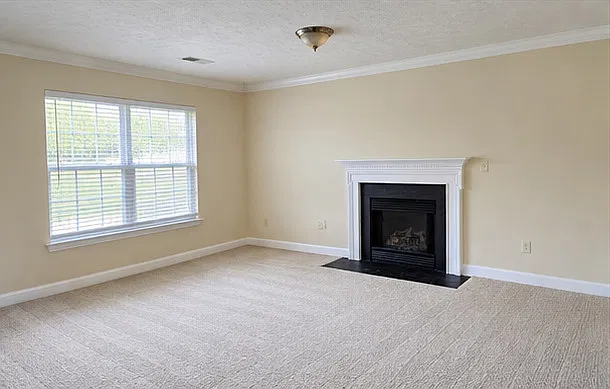 5033 Timber Trail Dr — Photo 2