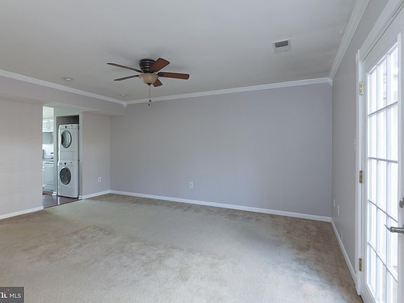 3rd image of 3 Kingsbridge Ct