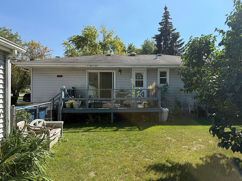 1st image of 601 205th Pl
