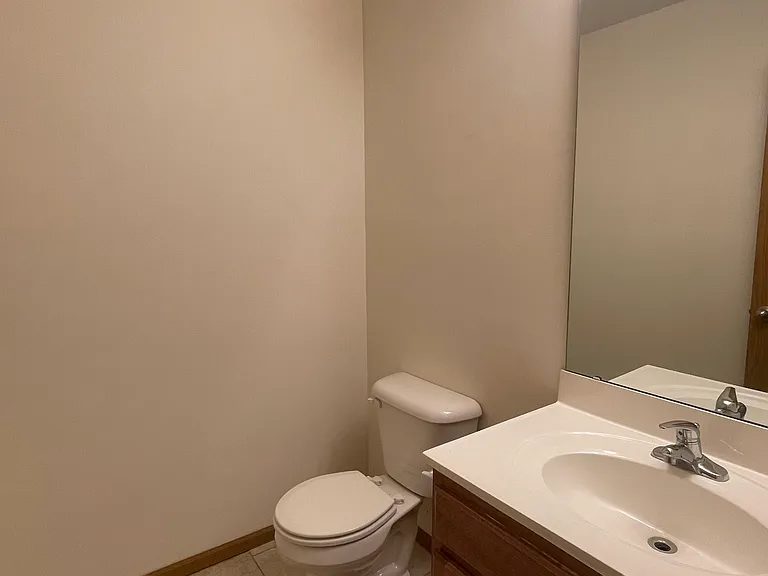 104 K C Heights Dr — Photo 6