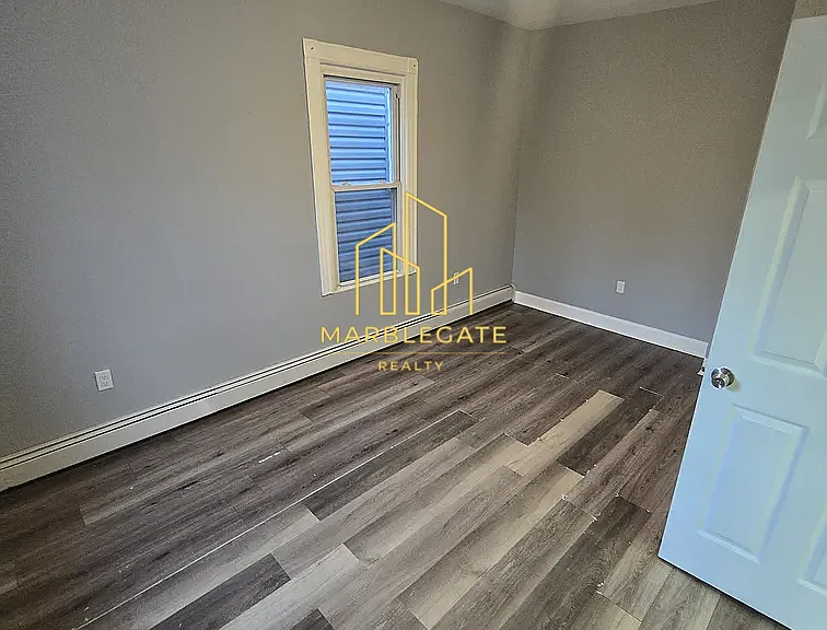 553 S Orange Ave #22 — Photo 8