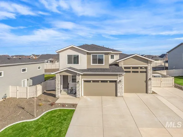 1218 Stirling Meadows Ct, Middleton, ID 83644