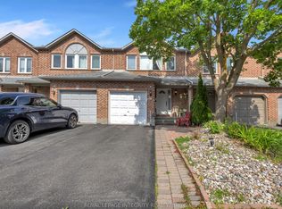 7 Westpointe Cres, Ottawa, ON K2G5Z1