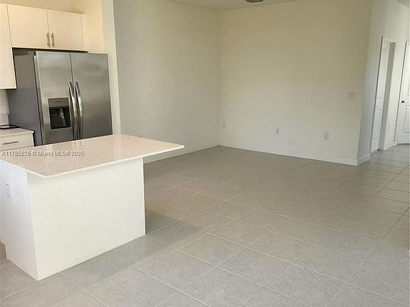 2nd image of 965 NE 211th St #965