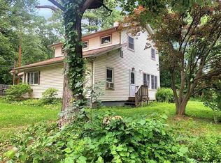 2 Cole Bank Rd, Saugerties, NY 12477