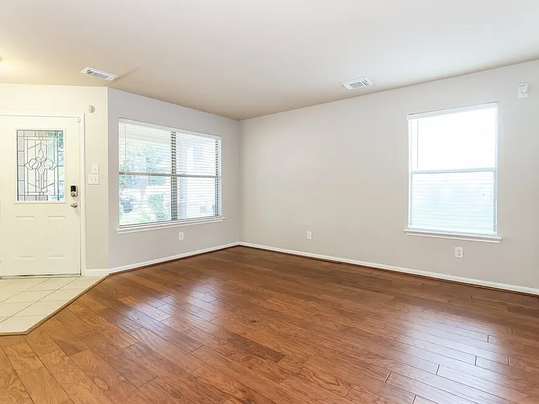 6403 Misty Brook Bend Ct — Photo 4