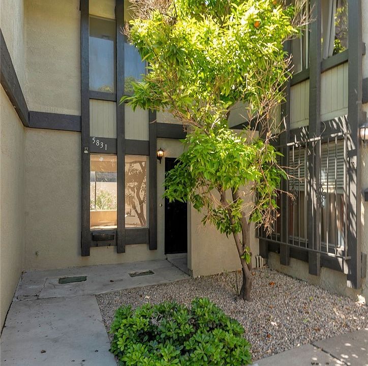 1st image of 5831 Bromley Ave