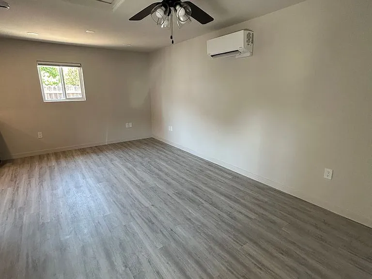 20X Follett St — Photo 12