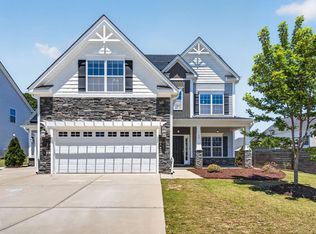 1108 Matisse Dr, Fuquay Varina, NC 27526