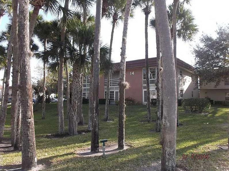1st image of 14 Vista Gardens Trl