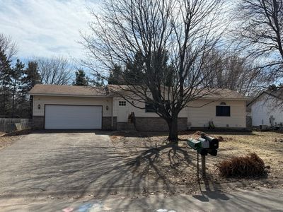 6119 Red Fox Run, North Branch, MN, 55056
