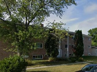 2805 Harwick Dr #3, Lansing, MI 48917