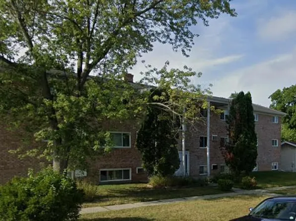 2805 Harwick Dr #3, Lansing, MI 48917