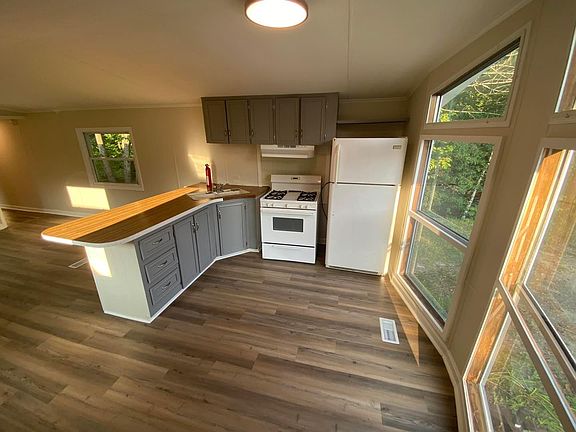 3rd image of 7 Burts Way