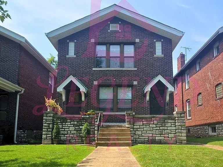 4942 Tholozan Ave — Photo 1