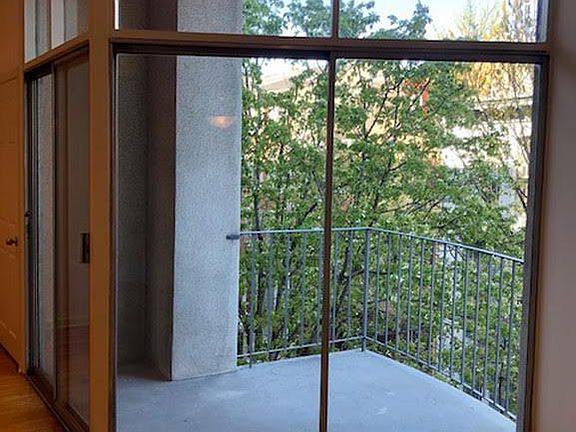 5th image of 1311 Lombard St APT 403