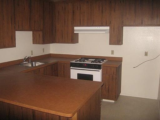 2nd image of 5542 Missie Way