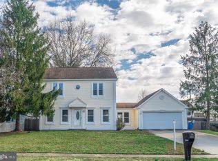 7 Bacon St, Clayton, NJ 08312