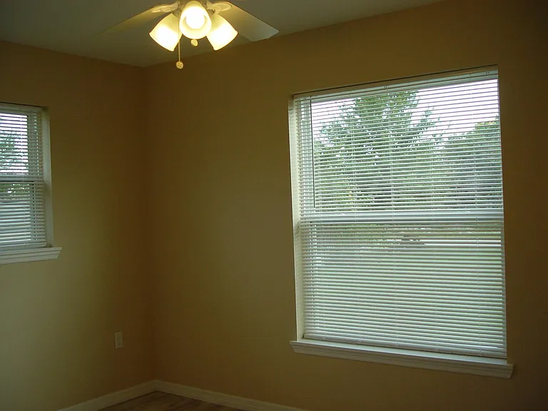 763 Washington Blvd NW — Photo 16