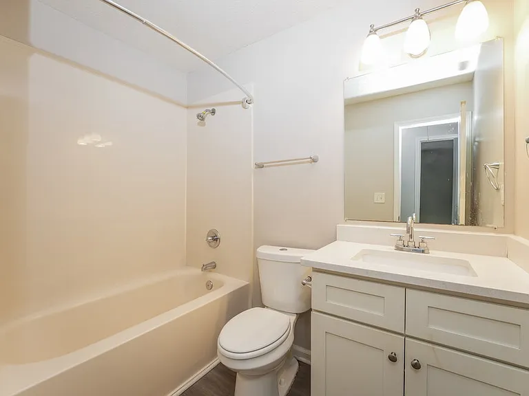 2194 Cherokee Valley Cir — Photo 16