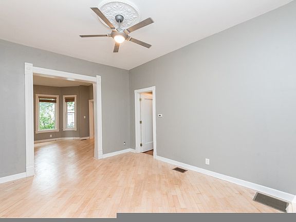 5th image of 2705 W Francis Pl #1