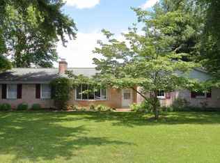 264 School Ln, Mount Joy, PA 17552
