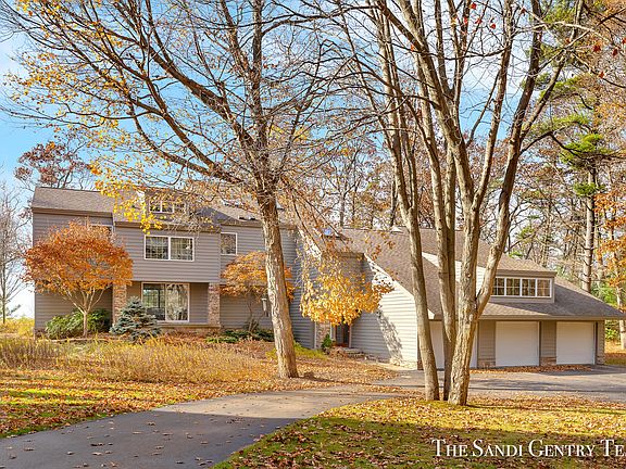 3rd image of 2293 Scenic Dr