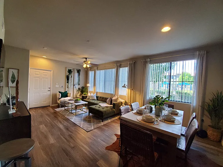 2a2 1140 SQFT 2 Bed 2 Bath