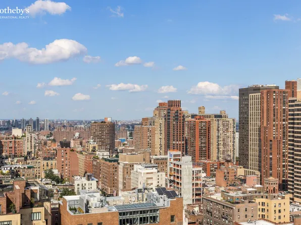 1065 Park Avenue 28D image 7 of 8