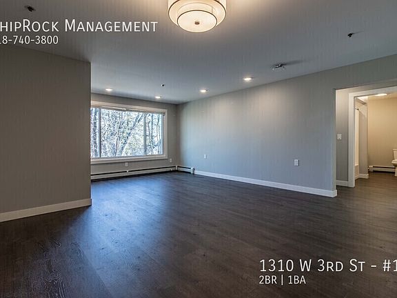 4th image of 1310 W 3rd St APT 14