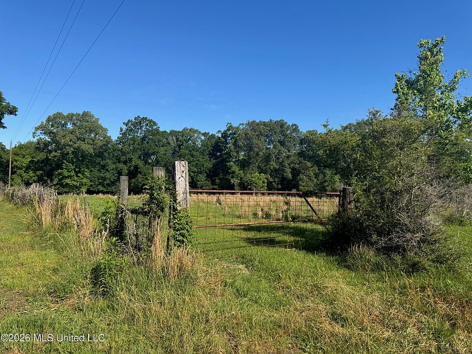 1st image of 260 Mitchell Chapel Rd